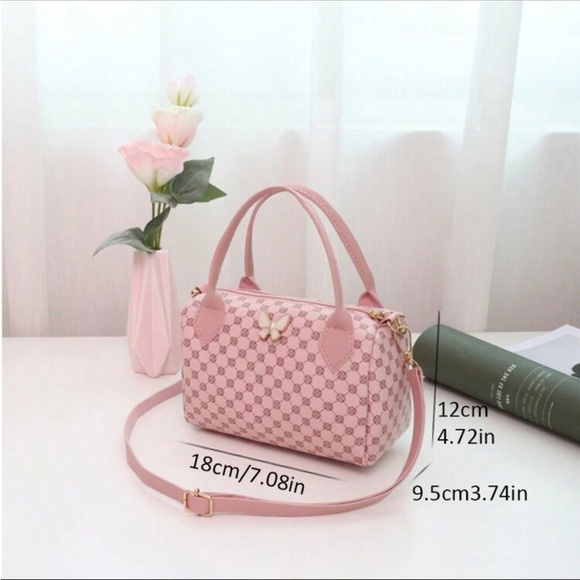 ⚠️Clearance Butterfly Cylindrical Crossbody Bag Black /White /Pink /Blue /Brown - Picture 3 of 12